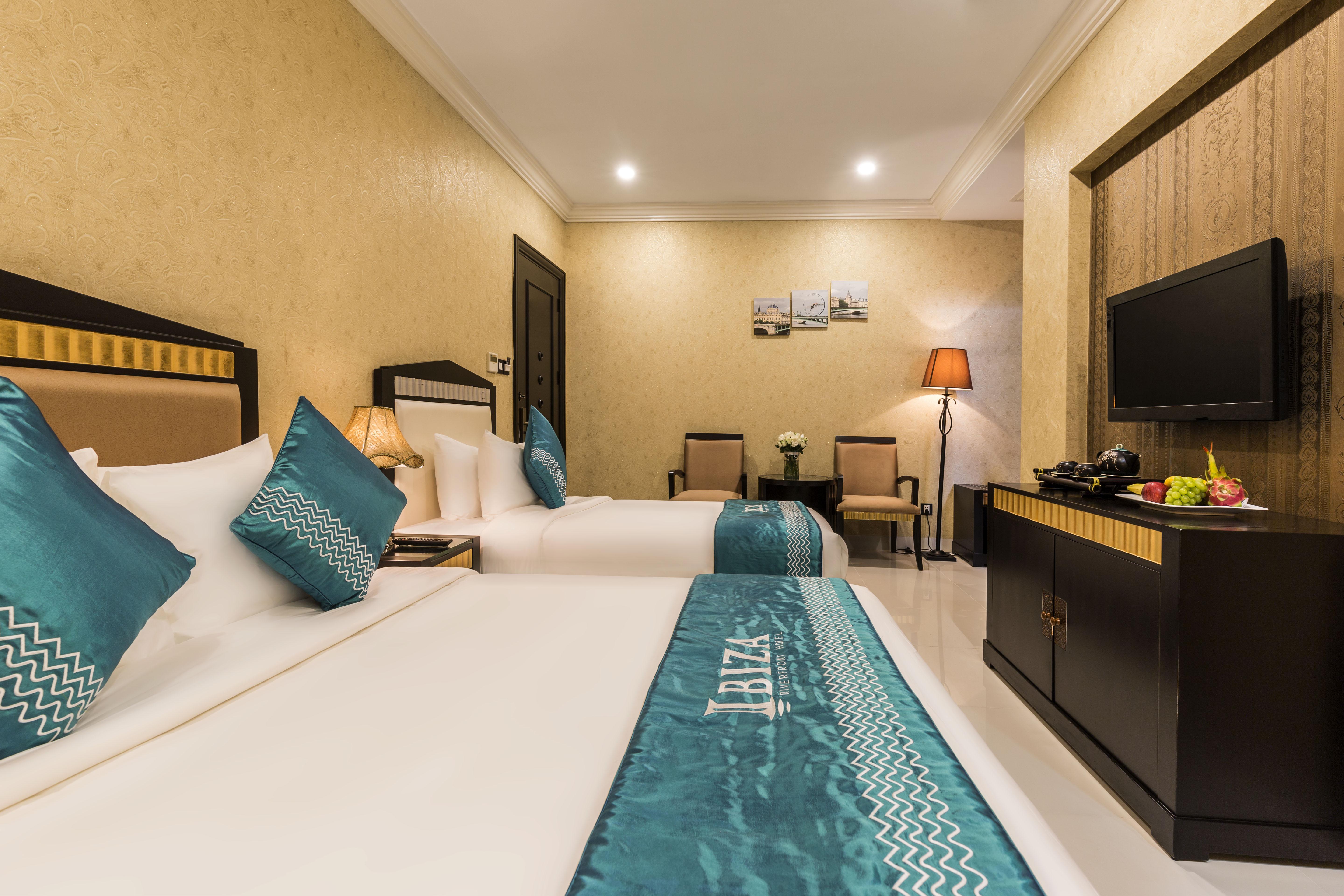Ibiza Riverfront Da Nang Hotel Powered By Aston Exterior photo