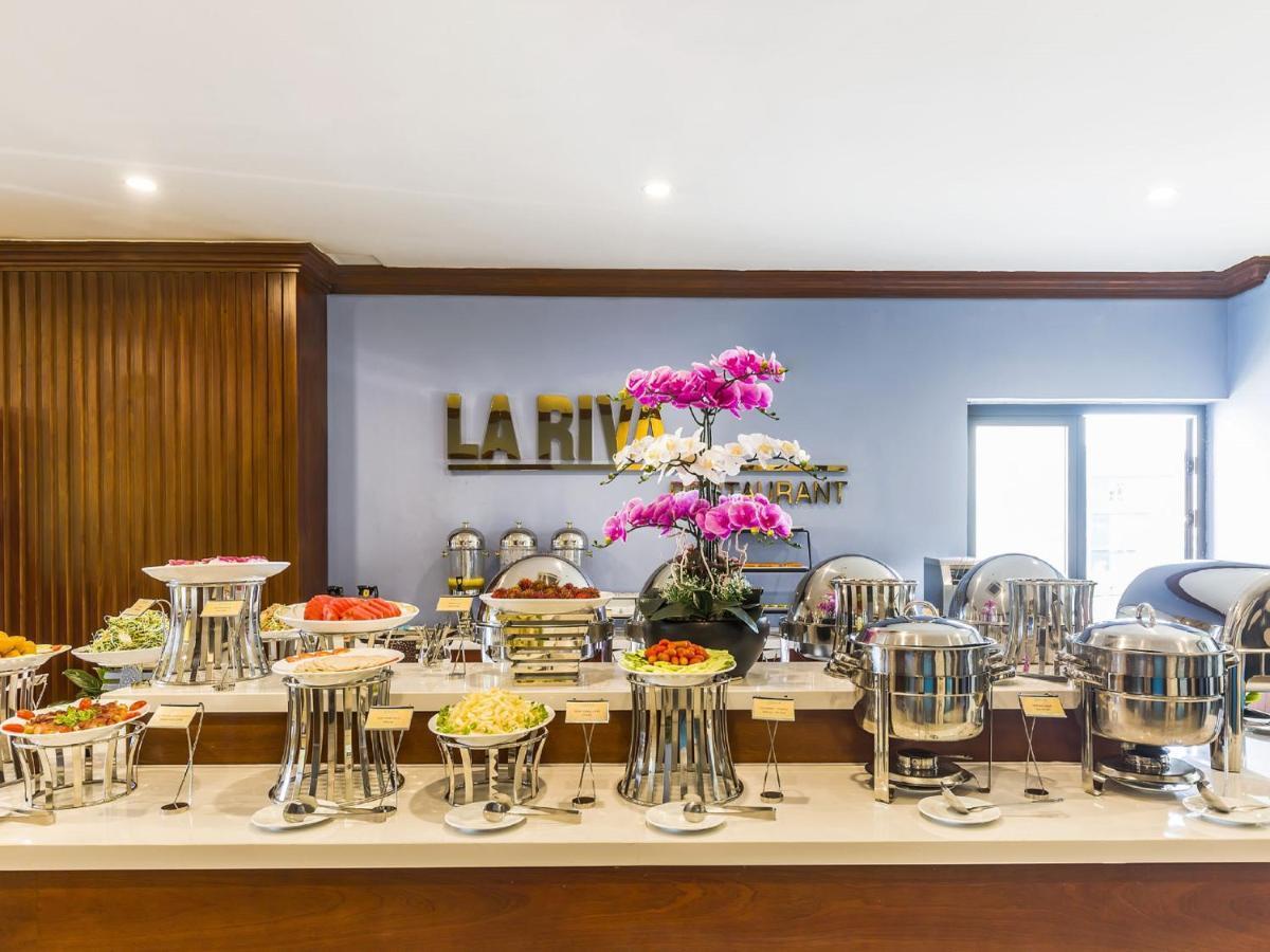 Ibiza Riverfront Da Nang Hotel Powered By Aston Exterior photo
